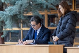 Makedonski predsjednik se upisao u knjigu žalosti: "Počivaj u miru ...