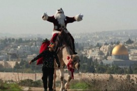 Djed Mraz na kamili donio poruku mira u Jerusalim