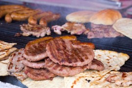 Šest načina da trenirate mozak da mrzi nezdravu hranu
