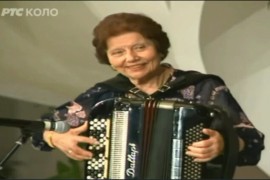 Srpska harmonikašica bila popularnija od pjevačica, ušla u Ginisovu ...