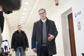 Vučić u štabu SNS-a: Pobedićemo još ubedljivije