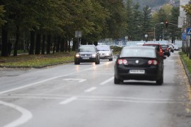 Pojačan saobraćaj pred praznike, magla smanjuje vidljivost