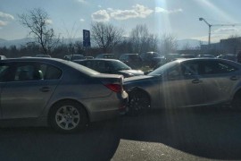 Sudar dva vozila usljed saobraćajnih gužvi u Banjaluci