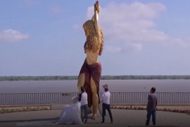 Šakira dobila šest metara visok kip (VIDEO)