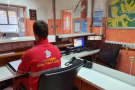 Dječak automatskom puškom pogođen u kičmu nakon igranja s oružjem