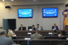 Vanredna sjednica, pred odbornicima i budžet
