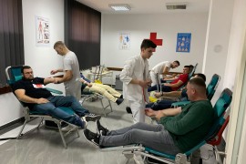 Rekordan broj prikupljenih doza krvi, desetka iz humanosti za ...