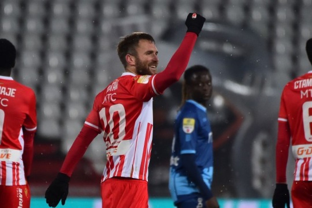 "Petarda" Crvene zvezde protiv Radničkog