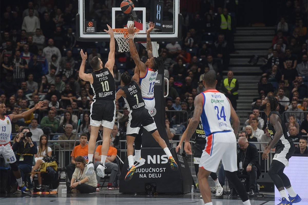 Tajrik Džons MVP 12. kola Evrolige