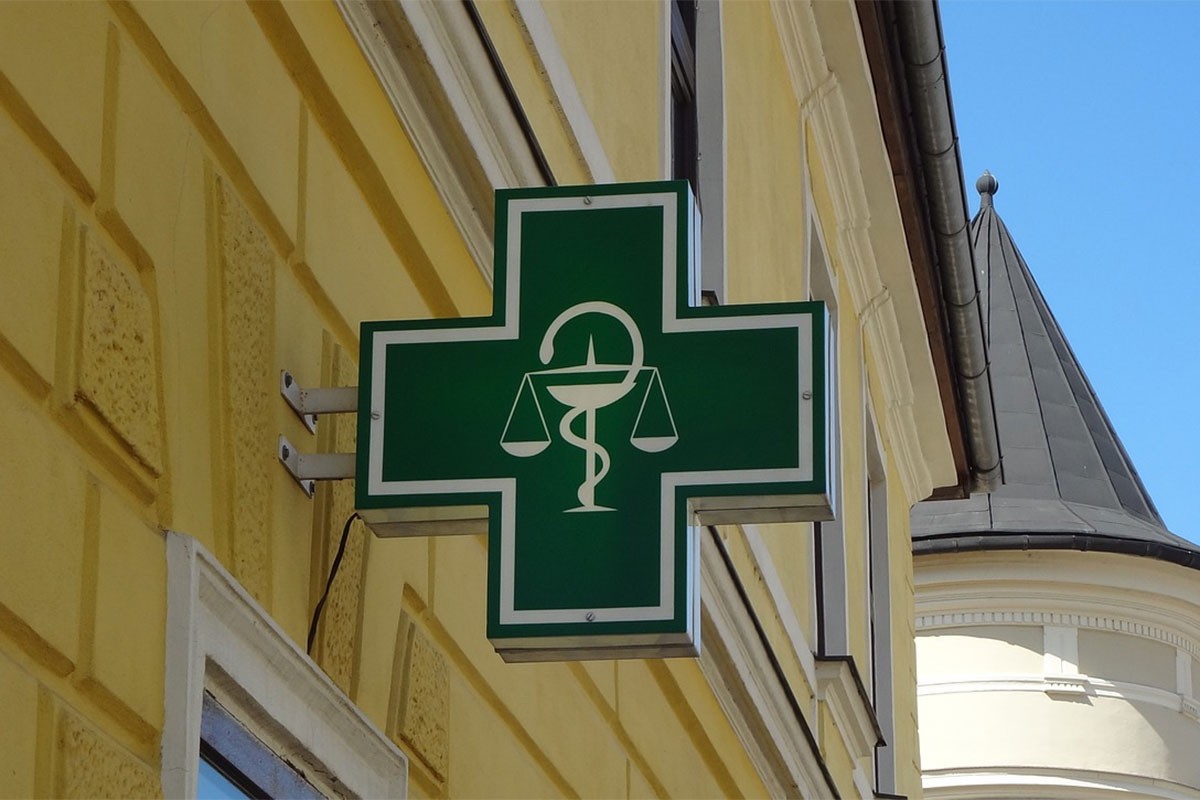 Hrvatska sa tržišta povlači dentalne štapiće i kapi za oči