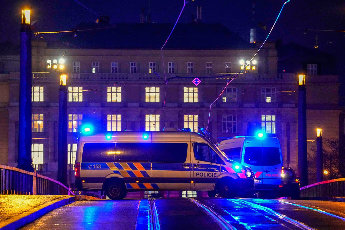 Otkriven identitet masovnog ubice iz Praga (FOTO)