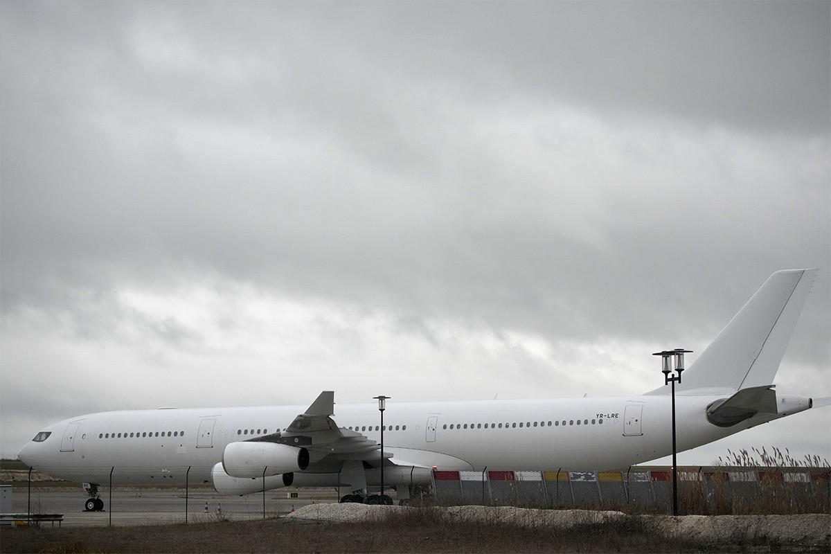 Francuzi presreli avion put indijskih migranata