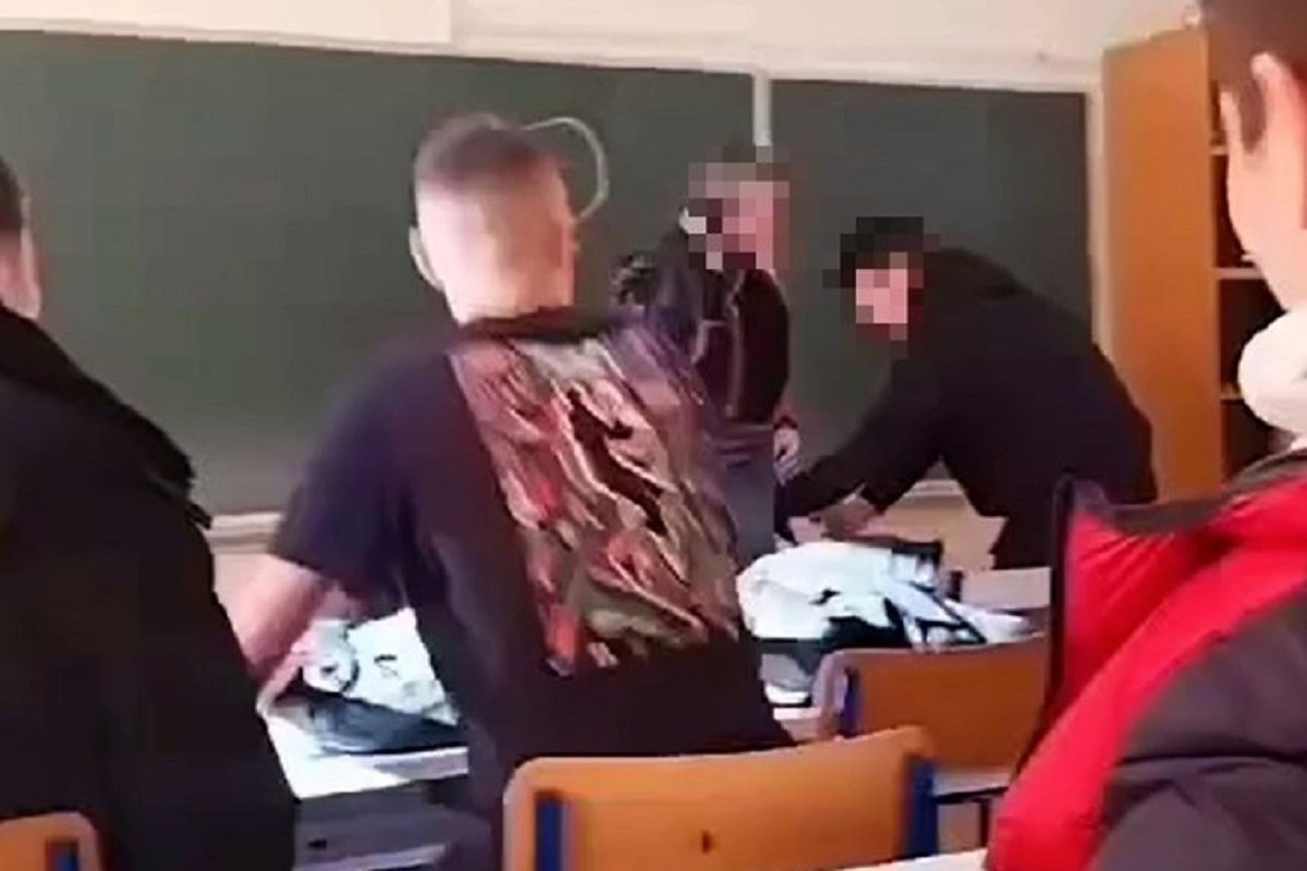 Oglasili se profesori škole u kojoj se dogodila tuča