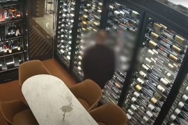 Srbi ojadili zlatare i hotele: Samo na flašama vina zgrnuli 200.000 ...