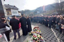 Osveštan obnovljeni spomen-kompleks u Kravici
