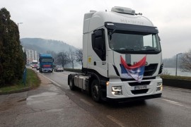 Vožnjom kroz grad autoprevoznici obilježili Božić