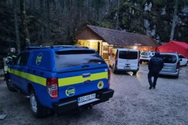 Spasavanje zarobljenih u pećini može potrajati danima
