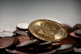 Vrijednost bitkoina prešla 49.000 dolara