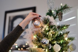 Do kada treba raskititi jelku i kako je spakovati za narednu godinu?