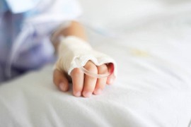 Djevojčice kojima je mama prala kosu sredstvom za ovce u kritičnom ...