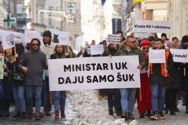 Novi protesti u Sarajevu: "Ministar i Uk daju samo šuk"
