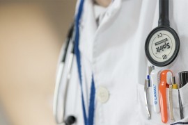 Doktorica otpuštena s posla jer je izašla 28 minuta ranije, tužila ...