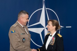 NATO štab Sarajevo dodijelio priznanja: Zasluge za pomoć Sloveniji i ...