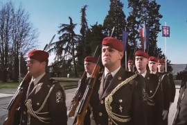 Hrvati hoće u vojsku