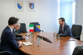 Uk i ambasador Italije najavili nove aviolinije