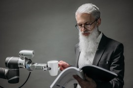 Pogledajte kako izgleda kada vam robot posluži piće (VIDEO)