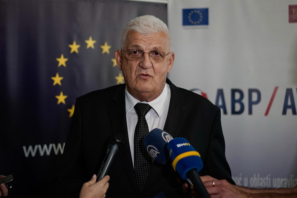 Optužen bivši direktor Kancelarije za veterinarstvo