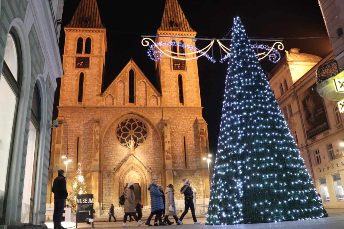 Sarajevo za novogodišnje praznike posjetilo 13.529 turista