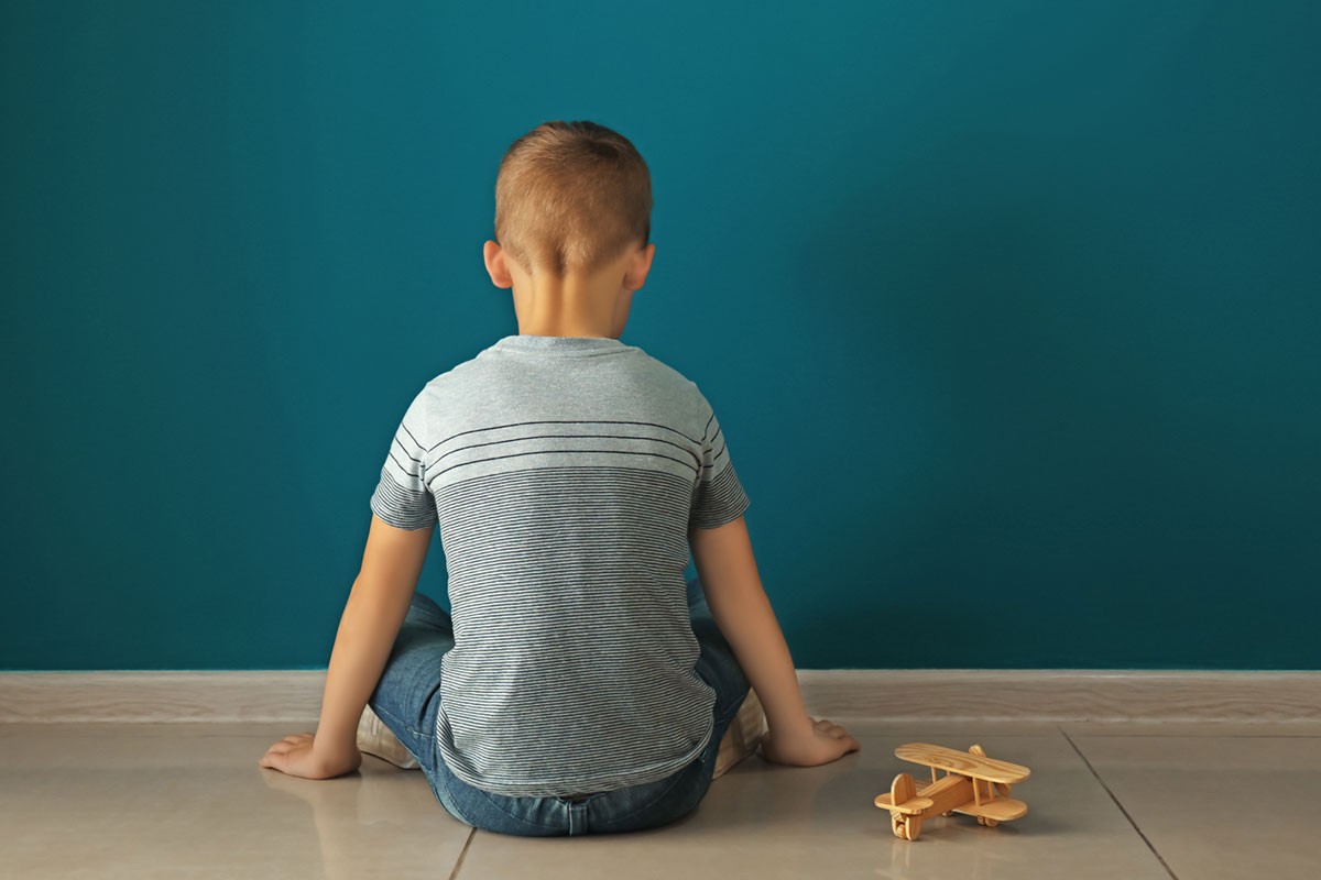 Vatromet i petarde stvaraju veliki stres i paniku kod osoba s autizmom