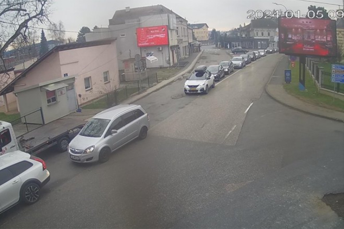 Pojačan intenzitet saobraćaja na ulazu u BiH
