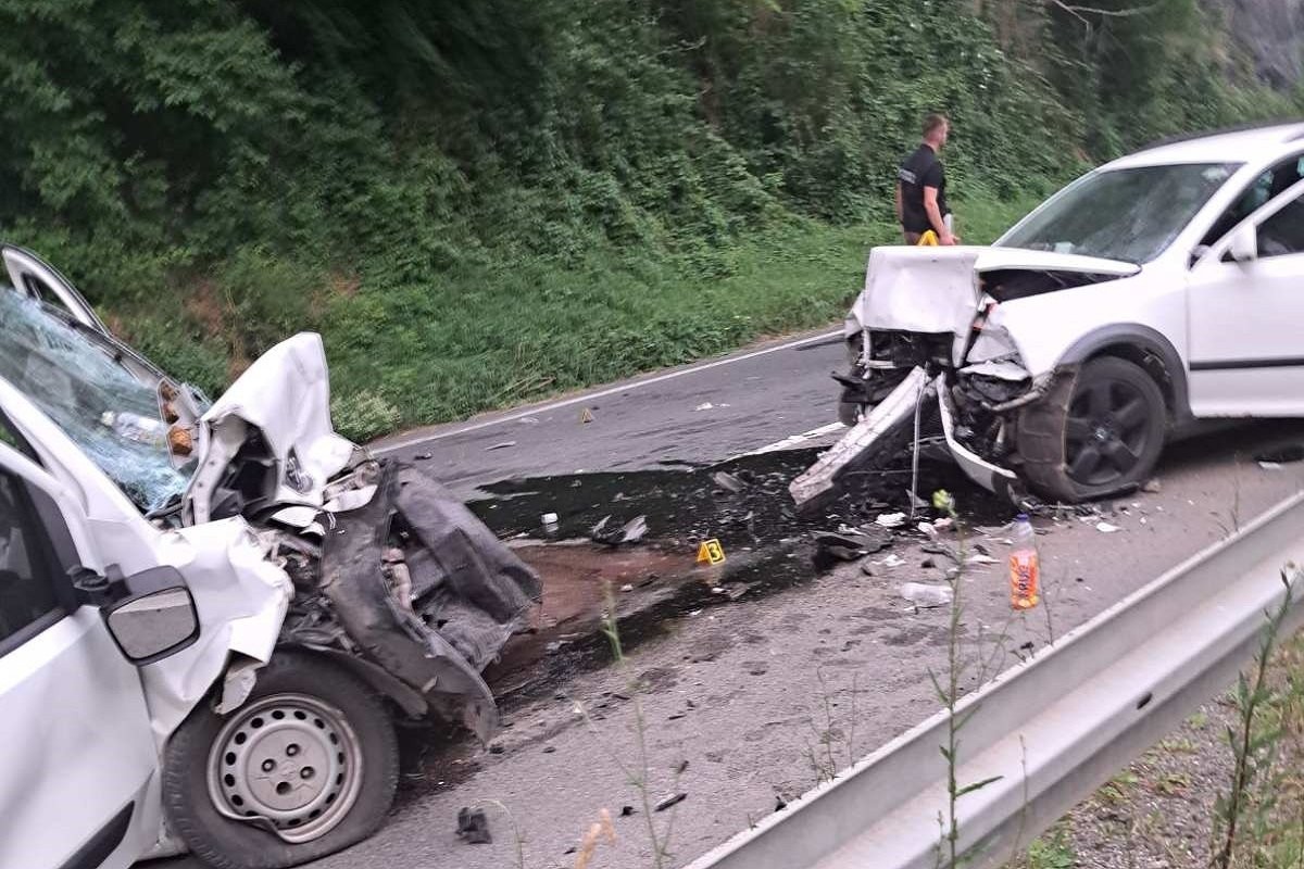 Povrijeđene četiri osobe u sudaru kod Travnika