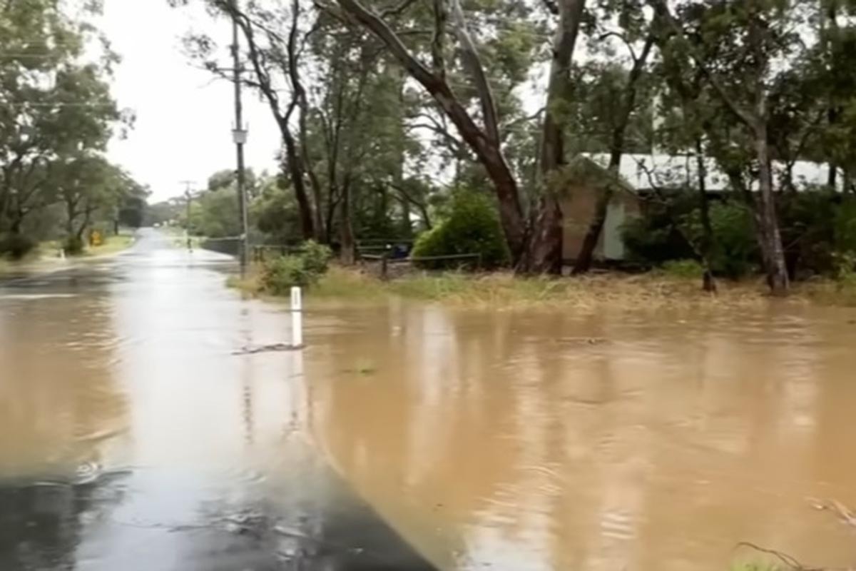 Nevrijeme u Australiji, u državi Viktorija izdata naredba za evakuaciju