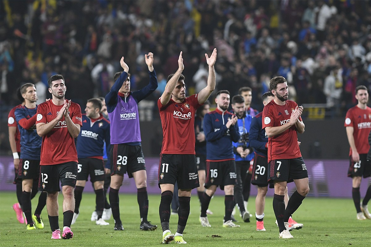 Fudbaleri Barselone u finalu Superkupa Španije, protiv Reala za pehar