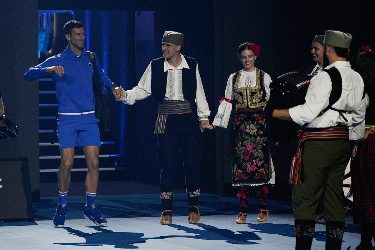"Ajde, Jano" odjekuje Melburnom: Srpski navijači napravili šou (VIDEO)