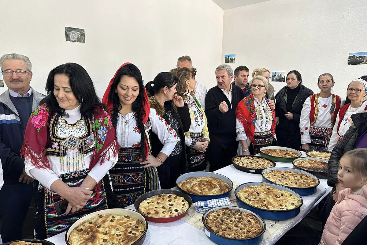 Uživali u bureku ispod sača u Kotor Varošu