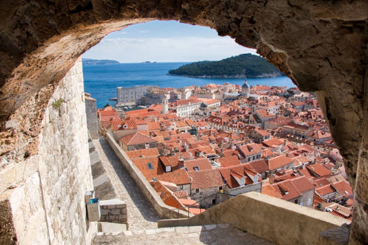 Nijemci: Hrvatska postala preskupa