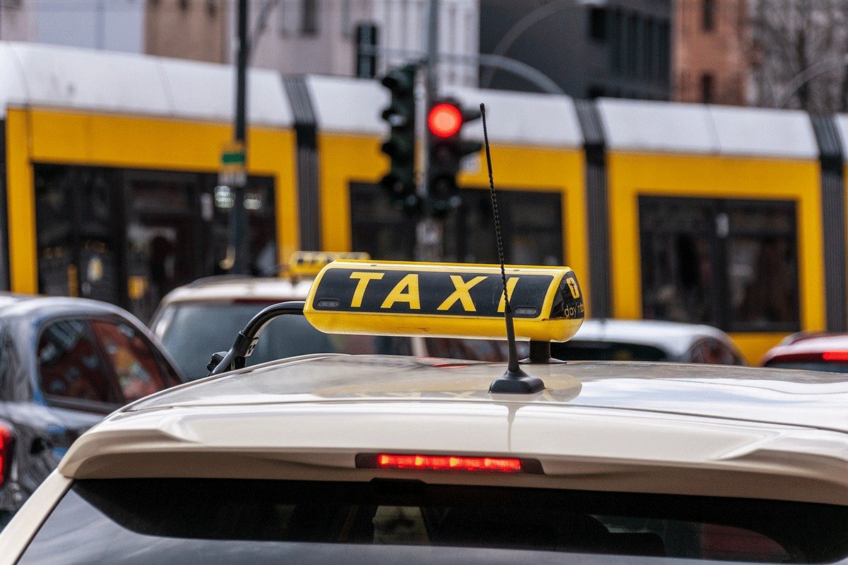 Otkaz za 1.500 taksista zbog lošeg znanja njemačkog