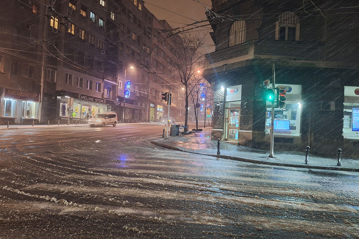 Zabijelilo se u Srbiji, snijeg i u Beogradu (VIDEO)