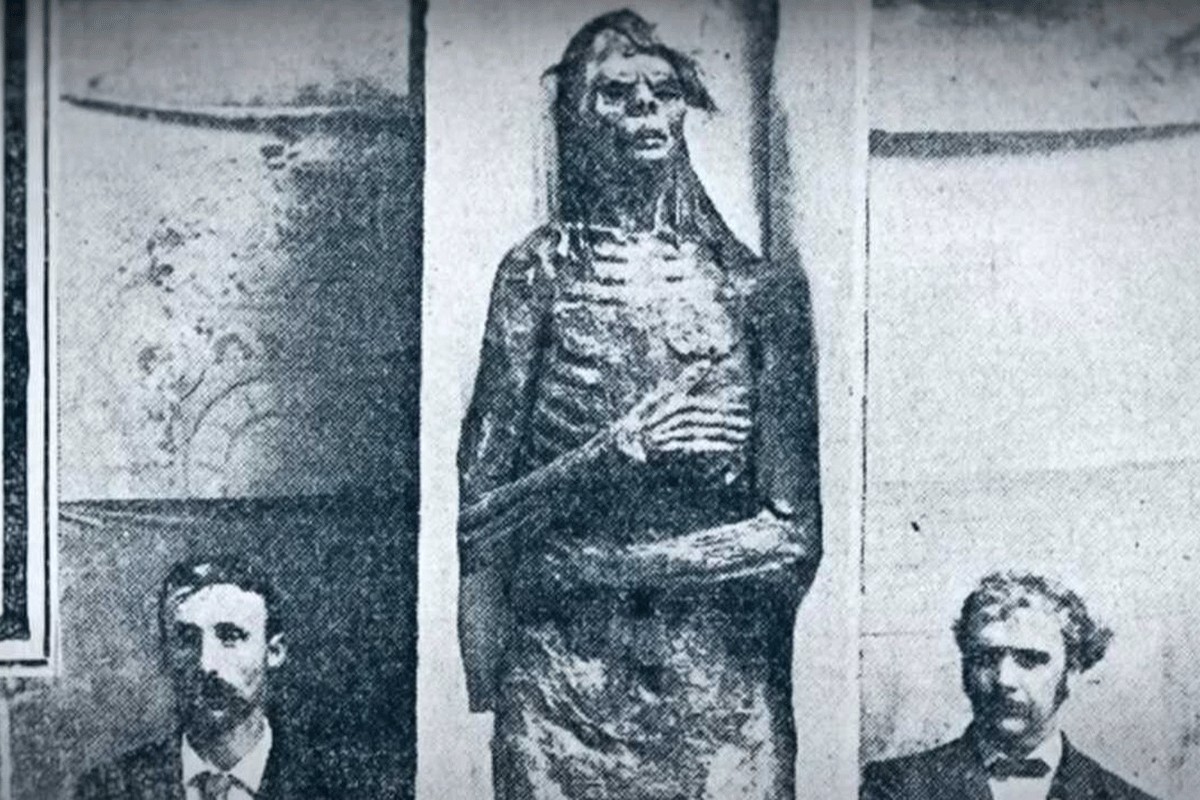 Arheolozi otkrili tri metra visoke ljude (VIDEO)