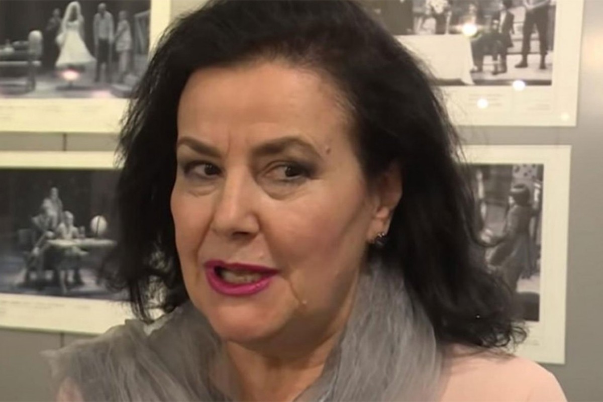 Kćerka Snežane Savić: Nisam išla u školu jer se mama skidala pred kamerama
