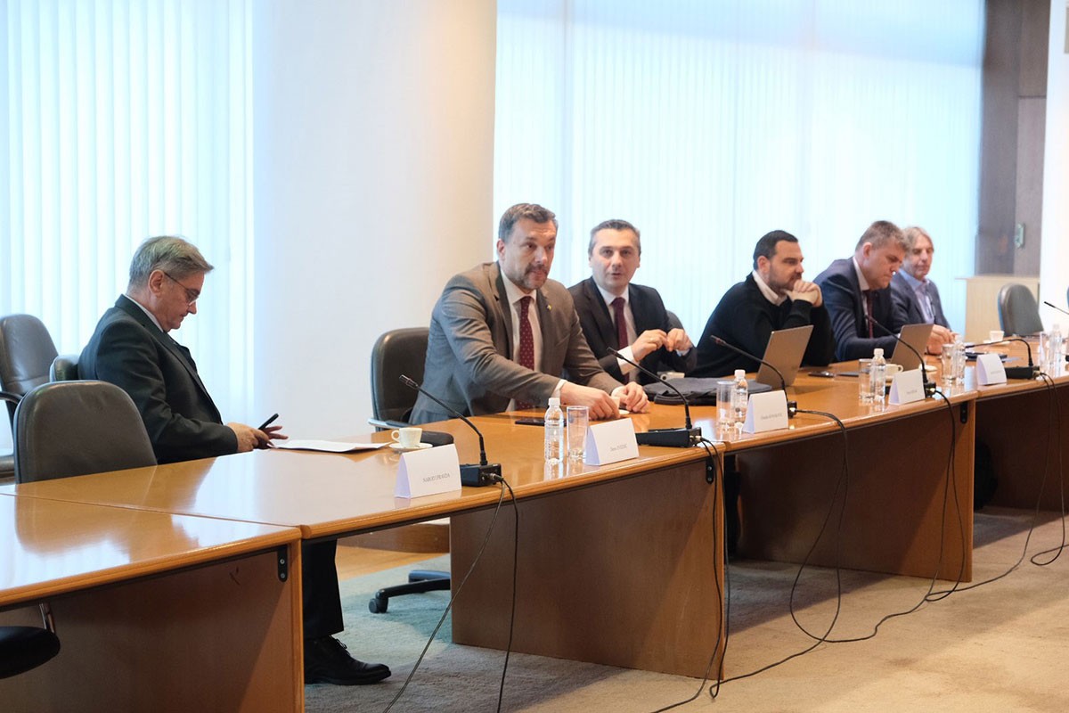 Šta se desilo na sastanku o ustavnim promjenama koji je sazvala "trojka"