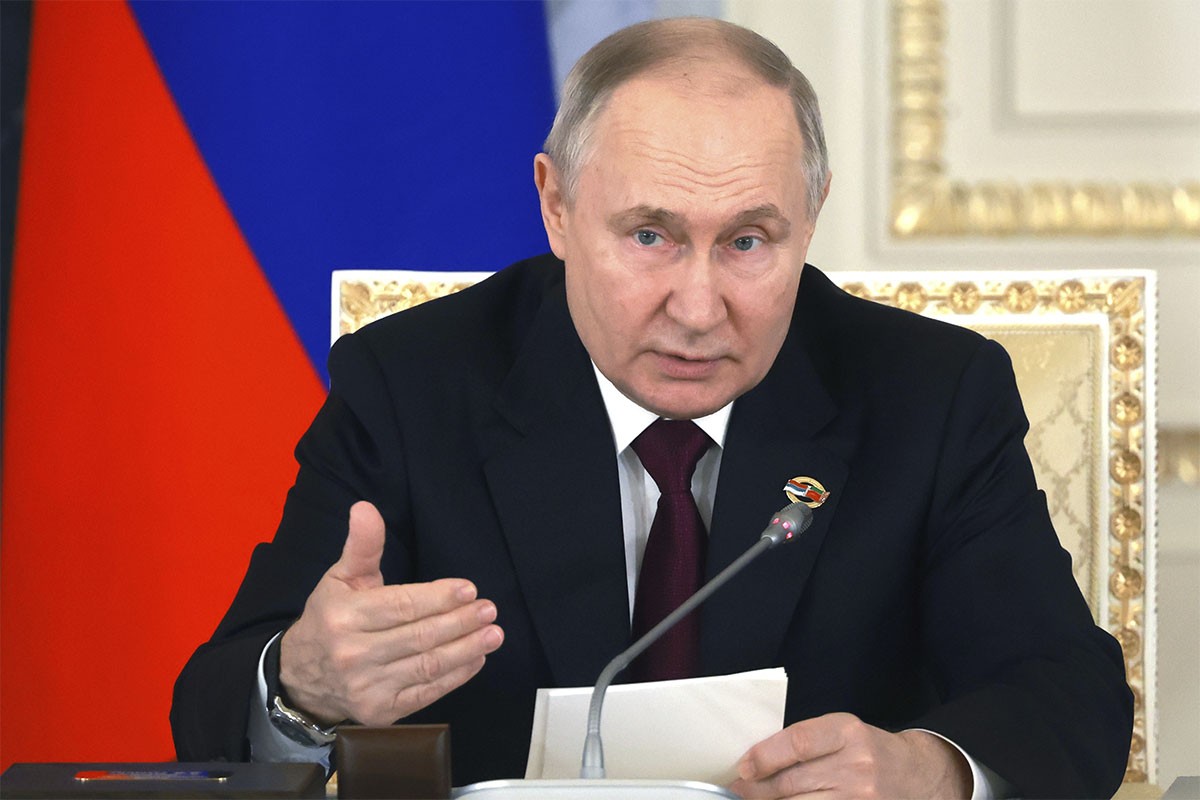 Baburin ipak odustao od kandidature, podržao Putina