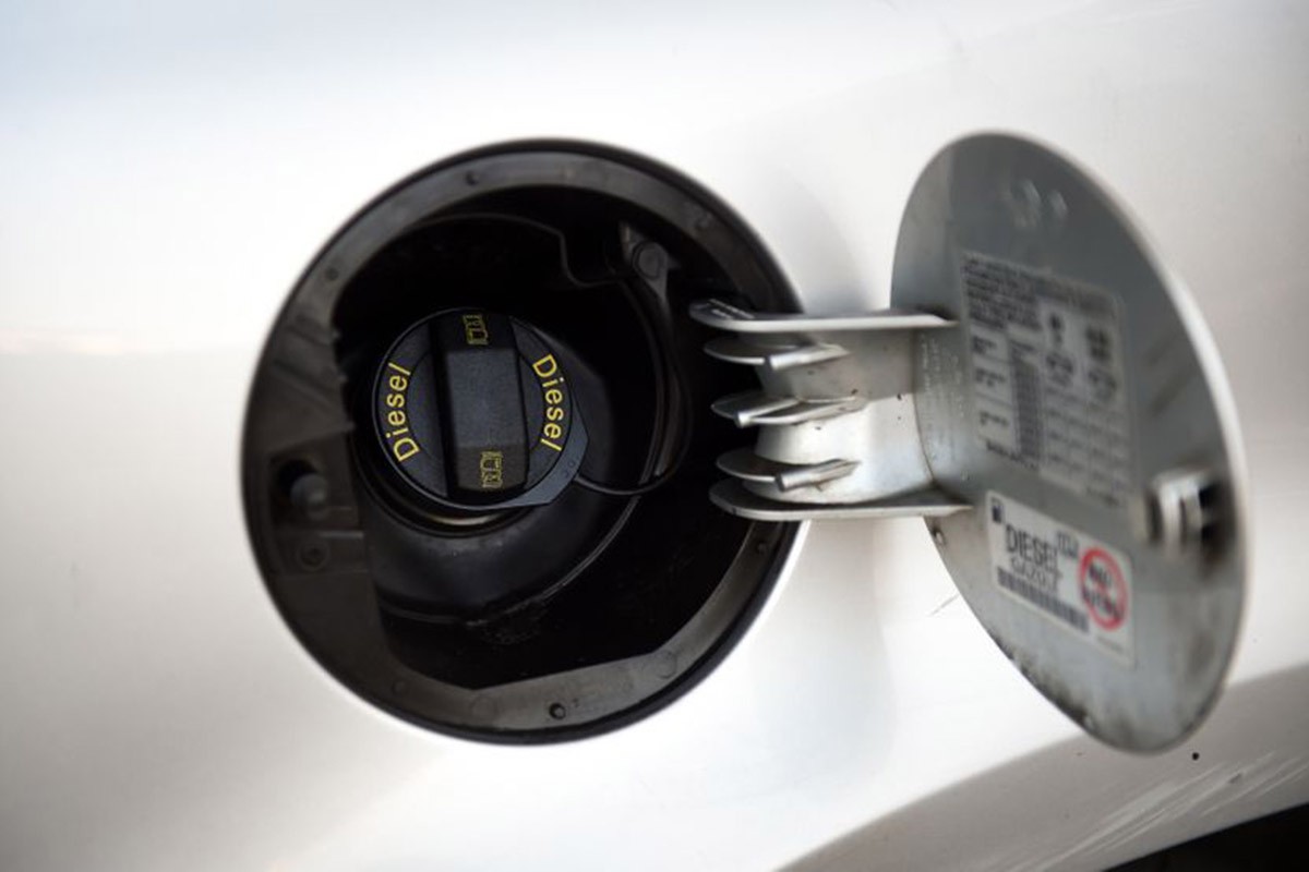 Znate li koliko goriva troši automobil u "praznom hodu"?
