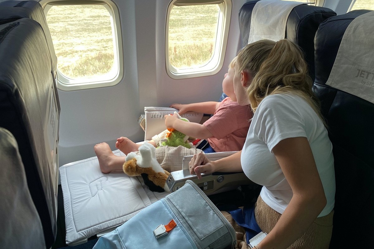 Pilotkinja savjetuje šta obavezno da ponesete ako putujete avionom