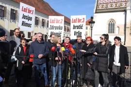 Zastupnici Možemo! ostaju do jutra na Markovom trgu zbog Turudića