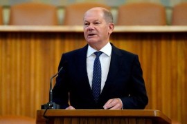 Šolc: Vašington i Brisel ne žele NATO uvlačiti u sukob u Ukrajini